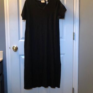 Liz Claiborne black knit maxi